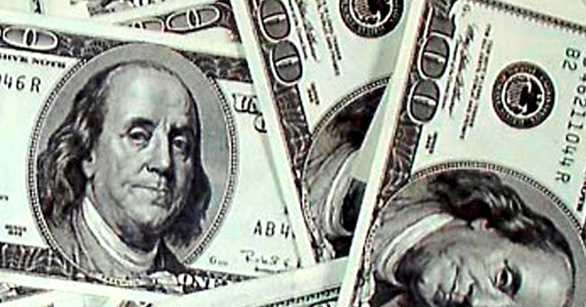 US dolar uglavnom nizi